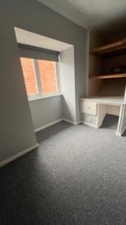 Front bedroom 3