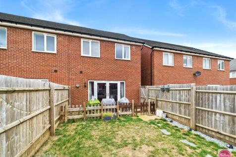 Skylark Drive, Branston (25).jpg