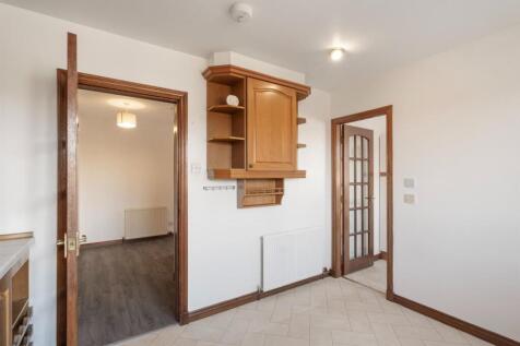 07 - Kitchen 2.jpg
