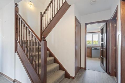 12 - Hallway.jpg