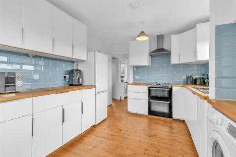 kitchen 1b.JPG