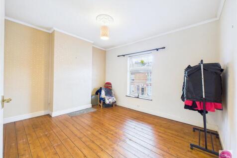 Anglesey Road, Burton on Trent (29).jpg