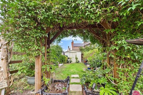 Anglesey Road, Burton on Trent (21).jpg