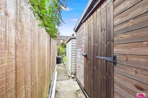 Anglesey Road, Burton on Trent (22).jpg