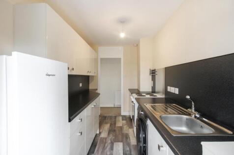 12 - Kitchen 2.jpg