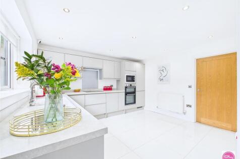 Cross Street, Castle Gresley (4).jpg