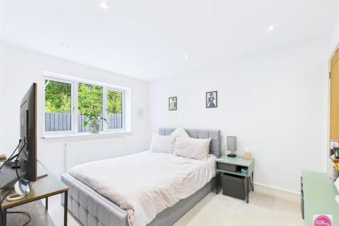 Cross Street, Castle Gresley (13).jpg