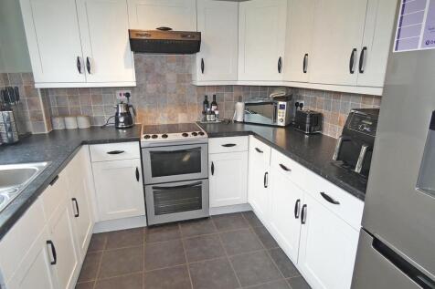 2295kitchen3.jpg