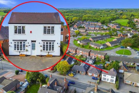 Main Street, Overseal (3).jpg