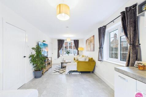 Main Street, Overseal (15).jpg