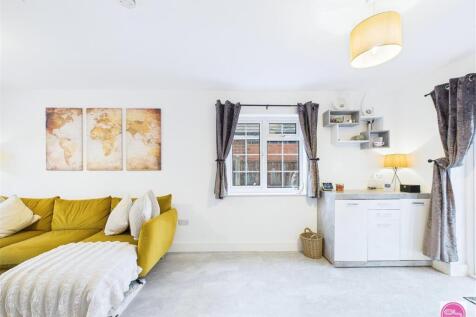 Main Street, Overseal (18).jpg