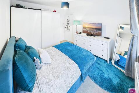 Main Street, Overseal (20).jpg