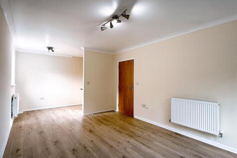 Grants Yard, Burton on Trent (6).jpg