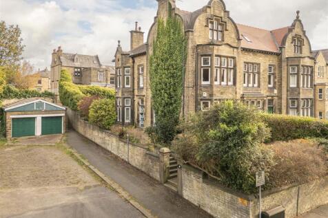 Imposing Edwardian Property