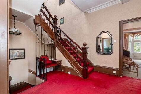 1st Floor Landing