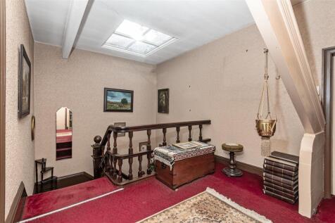 2nd Floor Landing
