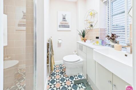 Reading Avenue, Church Gresley (29).jpg