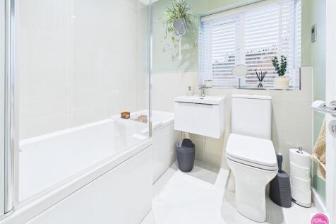 Reading Avenue, Church Gresley (34).jpg