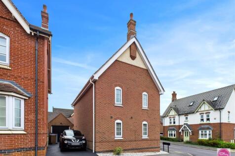 Reading Avenue, Church Gresley (3).jpg