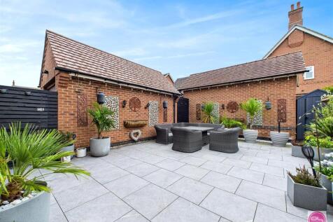 Reading Avenue, Church Gresley (5).jpg