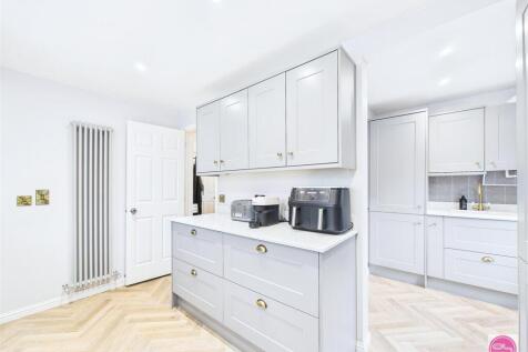 Potters Croft, Swadlincote (7).jpg