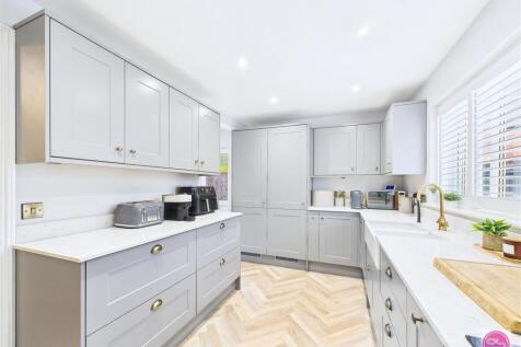 Potters Croft, Swadlincote (6).jpg