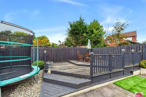 Potters Croft, Swadlincote (36).jpg