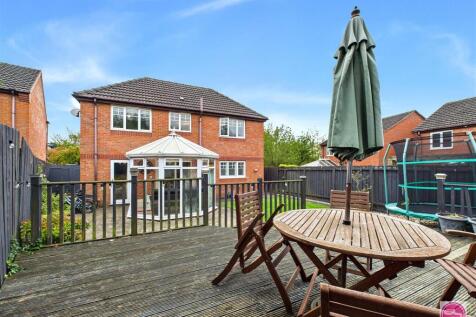 Potters Croft, Swadlincote (38).jpg