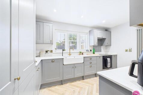 Potters Croft, Swadlincote (5).jpg