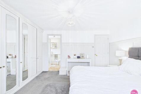 Potters Croft, Swadlincote (19).jpg