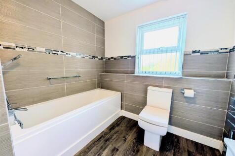 bathroom1.jpg