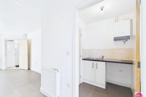 Blakeholme Court, Burton on Trent (5).jpg