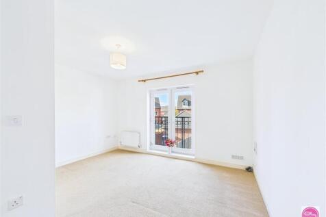 Blakeholme Court, Burton on Trent (8).jpg