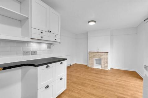 view back from kitchen.jpg