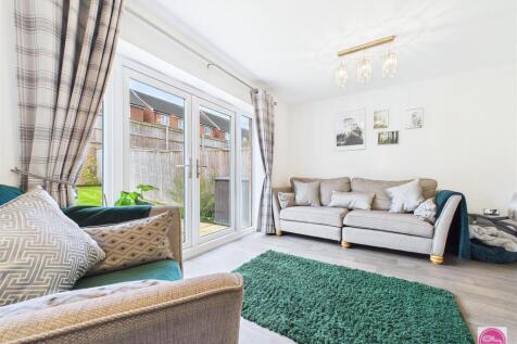 56 Drift Road, Castle Gresley (9).jpg