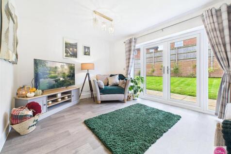 56 Drift Road, Castle Gresley (8).jpg