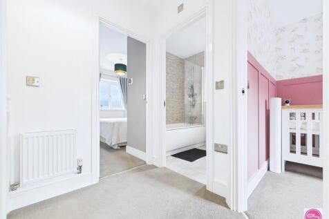 56 Drift Road, Castle Gresley (19).jpg