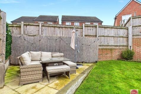 56 Drift Road, Castle Gresley (5).jpg