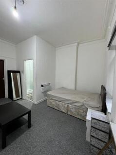 WhatsApp Image 2024-11-12 at 17.55.52_ed719340.jpg