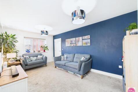 Starling Close, Branston