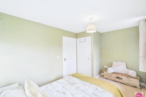 Gilliver Close, Stretton (17).jpg