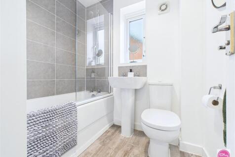 Gilliver Close, Stretton (25).jpg