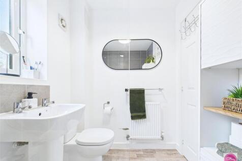 Gilliver Close, Stretton (24).jpg