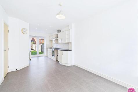 Blakeholme Court, Burton on Trent (1).jpg