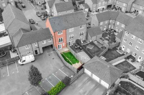 Blakeholme Court, Burton on Trent (8).jpg