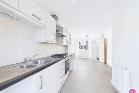 Blakeholme Court, Burton on Trent (4).jpg