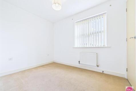 Blakeholme Court, Burton on Trent (19).jpg