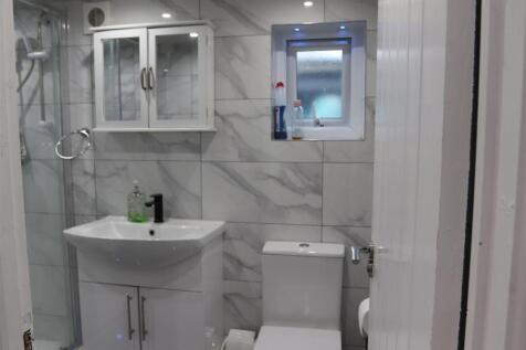 Annex -bathroom
