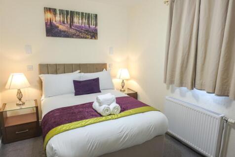 07 - Bedroom 1d.jpeg