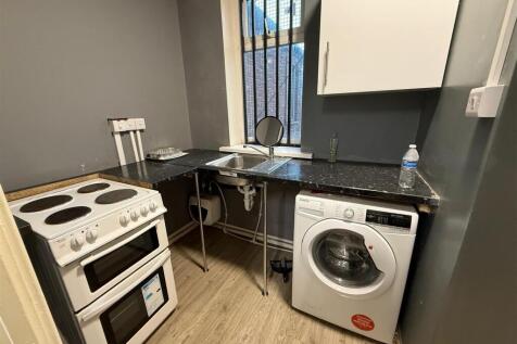 WhatsApp Image 2025-11-28 at 12.16.18 (3).jpeg